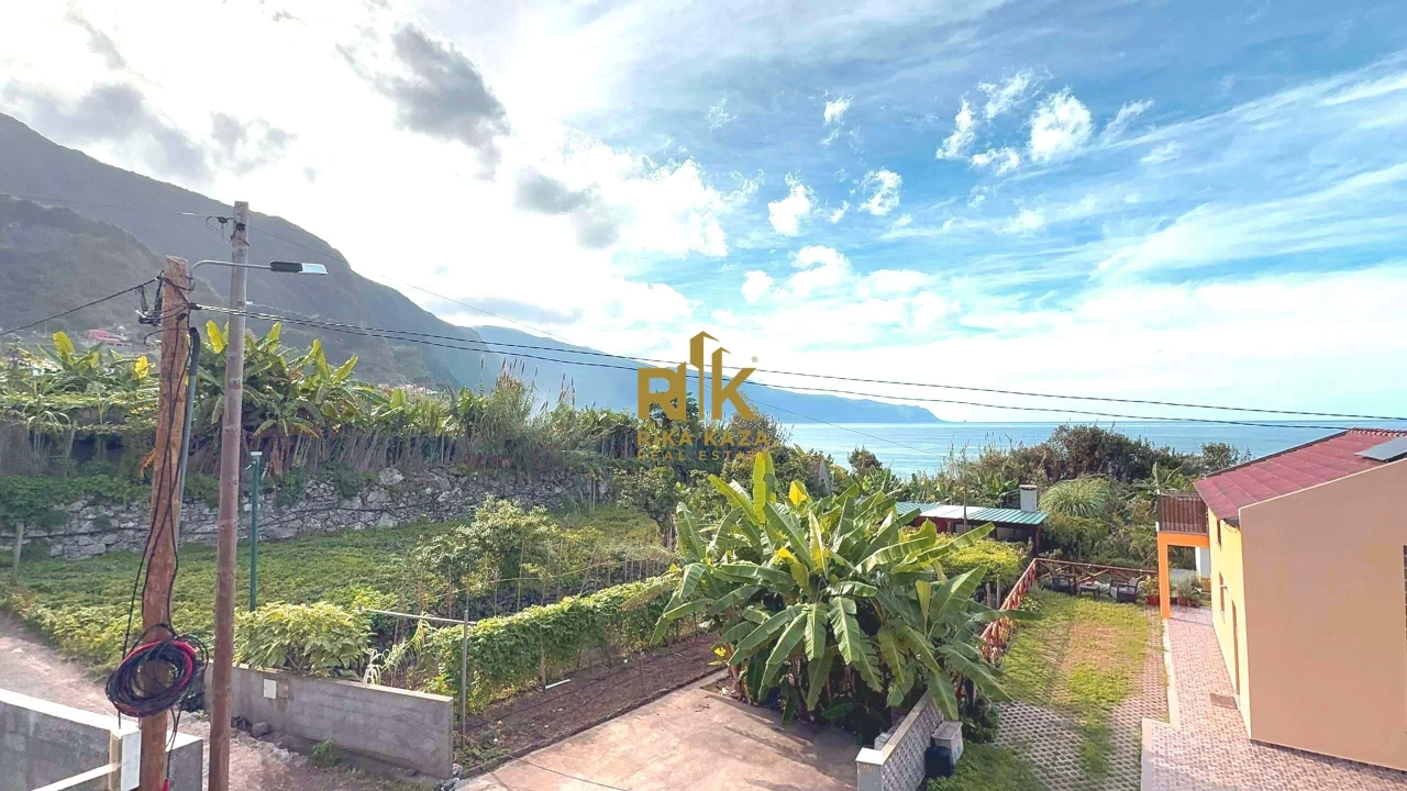 Moradia T2 para Venda em Ponta Delgada Foto 1