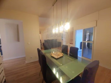 Moradia T3 para Venda em Cascais e Estoril