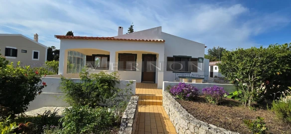 Moradia T3 para Venda em Lagoa e Carvoeiro