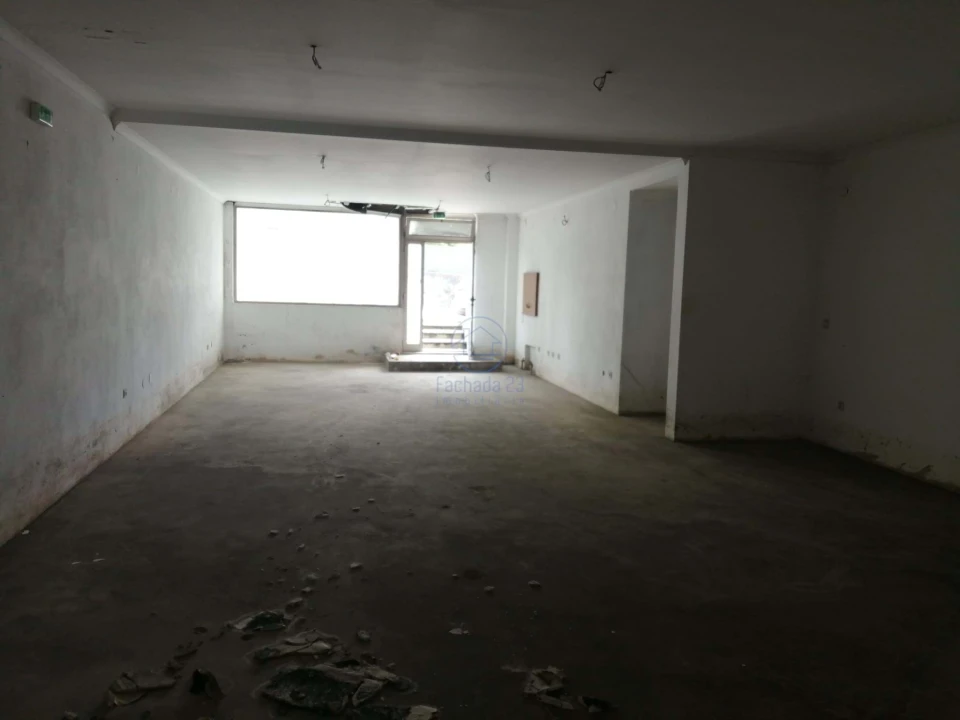 Negócio para Venda em Cete Foto 3