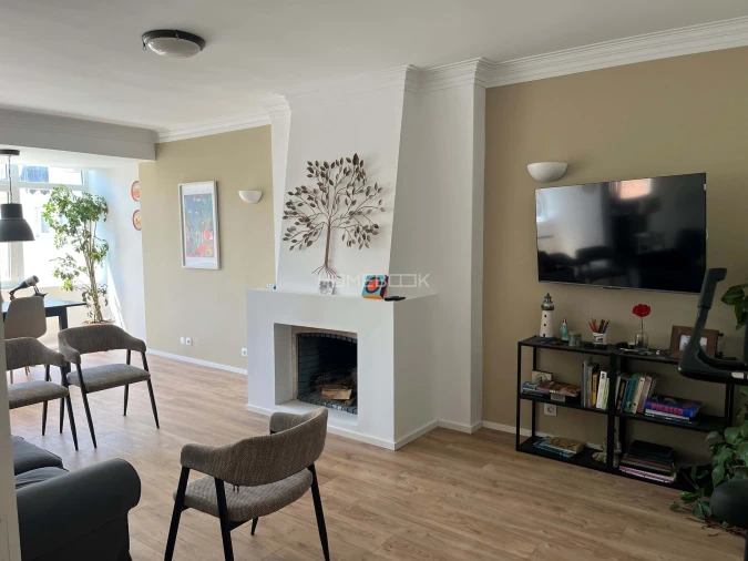 Apartamento T3 para Venda em Cascais e Estoril Foto 2