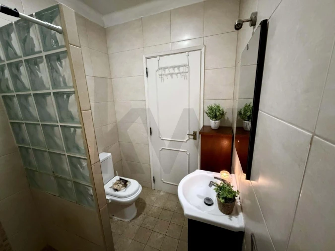 Apartamento T1 para Venda em Quarteira Foto 27