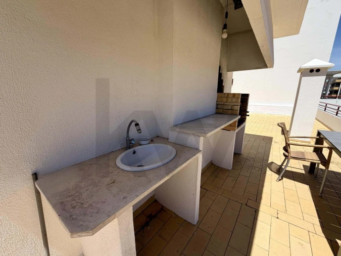 Apartamento T1 para Venda em Quarteira Foto 28