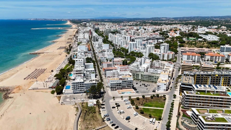 Apartamento T1 para Venda em Quarteira Foto 7