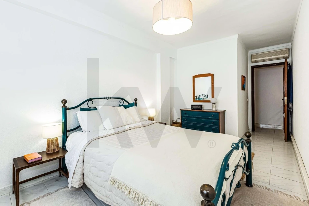 Apartamento T2 para Venda em Armação de Pera Foto 10