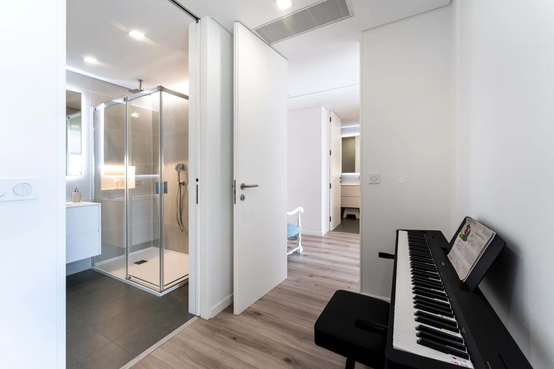 Apartamento T4 para Arrendamento em Carcavelos e Parede Foto 25