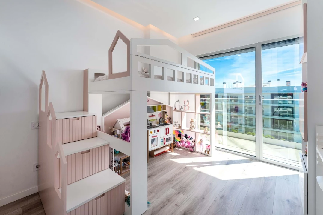 Apartamento T4 para Arrendamento em Carcavelos e Parede Foto 30