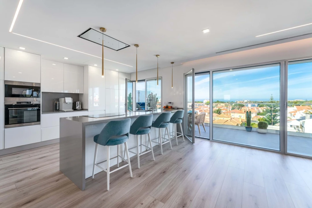 Apartamento T4 para Arrendamento em Carcavelos e Parede Foto 7