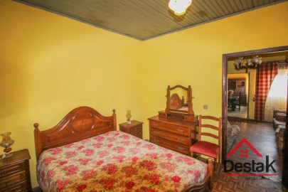 Moradia T3 para Venda em Pinho