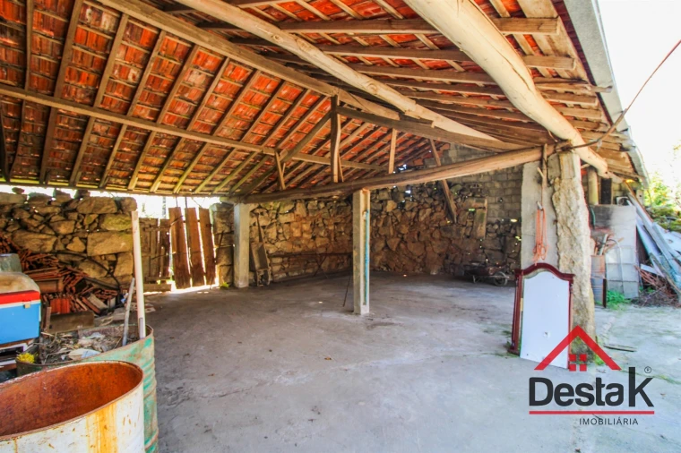 Moradia T3 para Venda em Pinho Foto 29