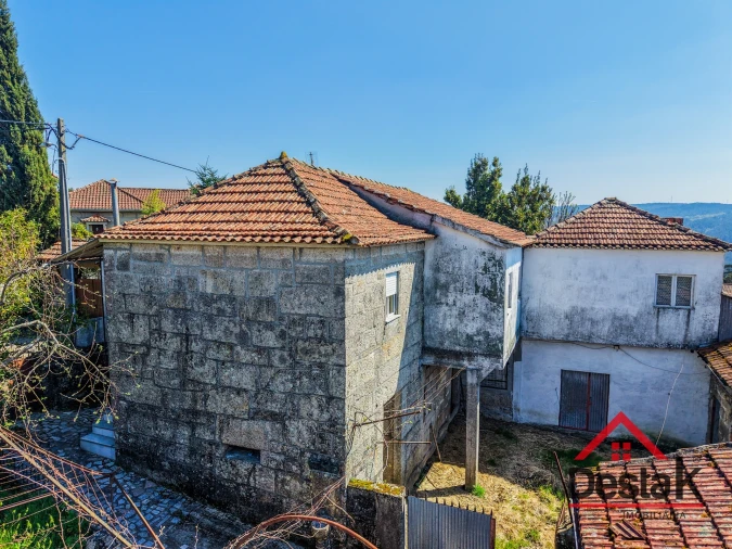 Moradia T3 para Venda em Pinho Foto 2