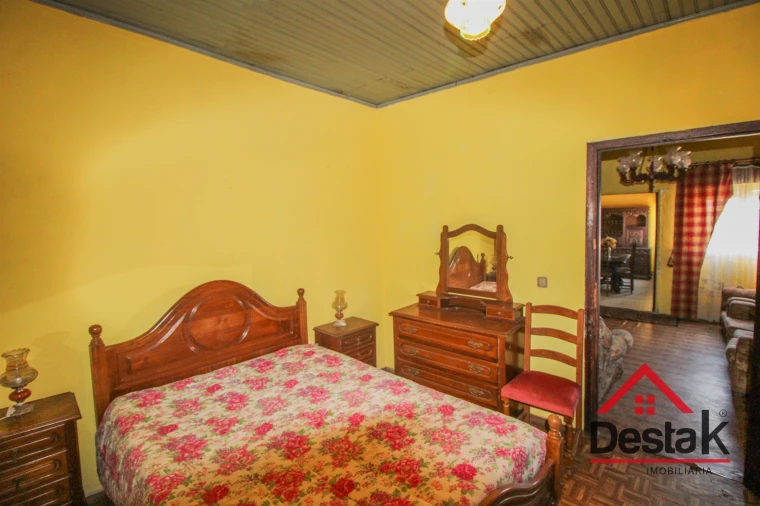 Moradia T3 para Venda em Pinho Foto 21