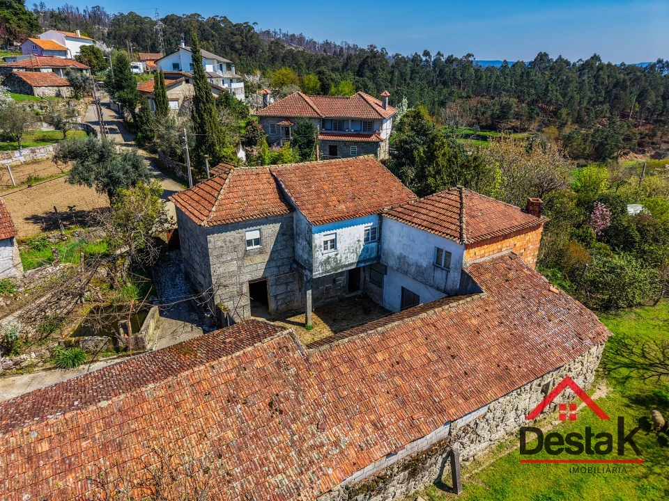 Moradia T3 para Venda em Pinho Foto 3