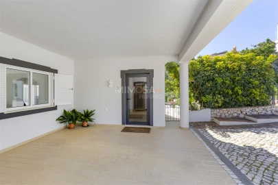 Moradia T7 para Venda em Portimão