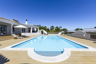 Moradia T7 para Venda em Portimão