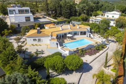 Moradia T7 para Venda em Portimão