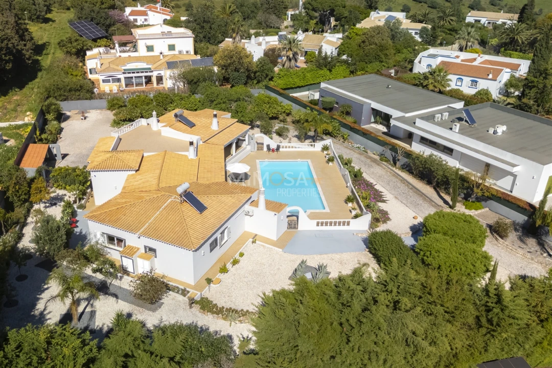 Moradia T7 para Venda em Portimão Foto 42