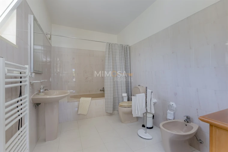 Moradia T7 para Venda em Portimão Foto 18