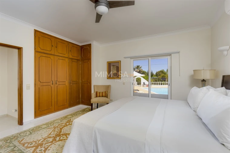 Moradia T7 para Venda em Portimão Foto 17