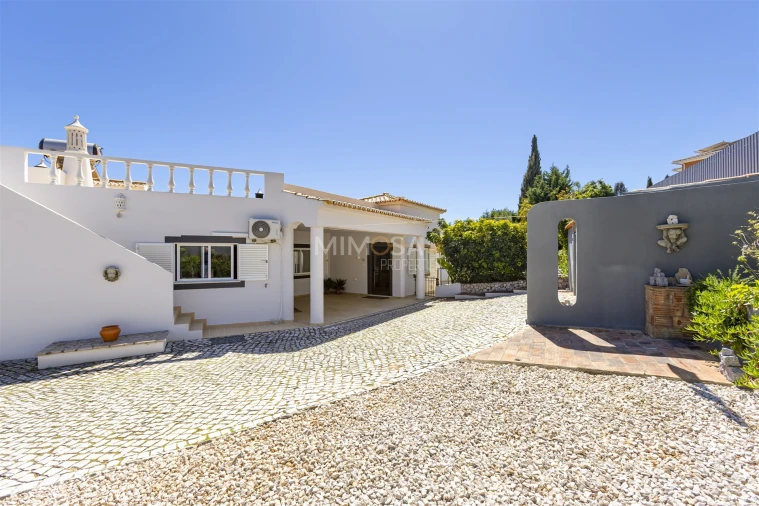 Moradia T7 para Venda em Portimão Foto 5