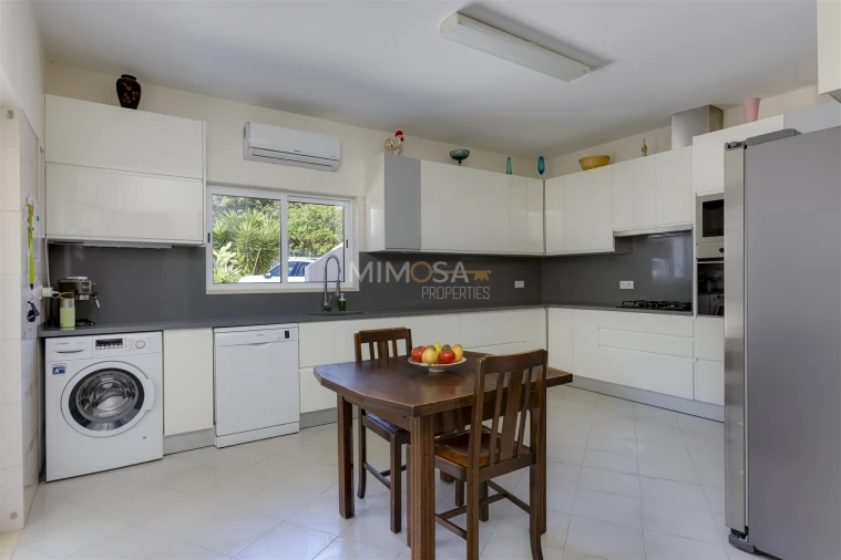 Moradia T7 para Venda em Portimão Foto 22