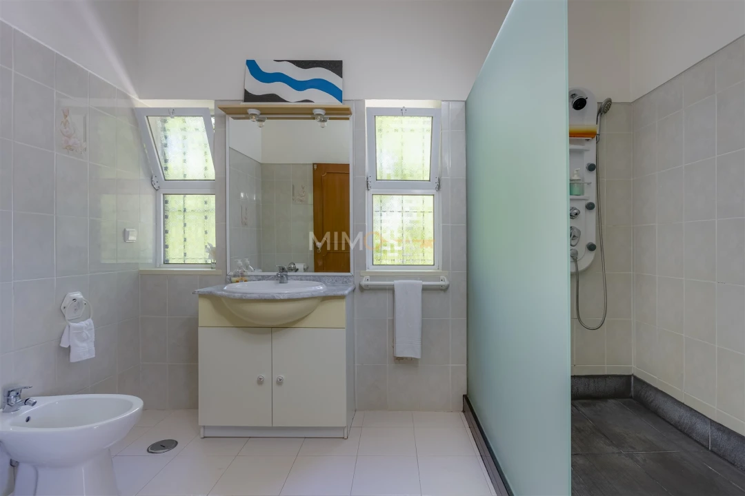 Moradia T7 para Venda em Portimão Foto 30