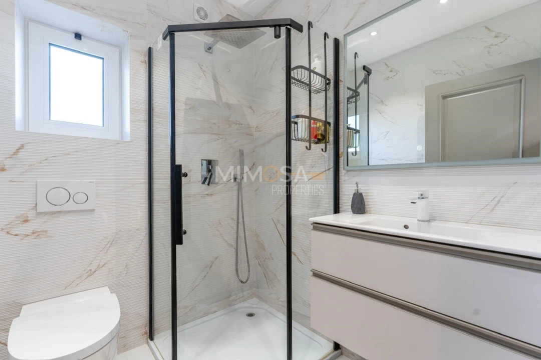 Moradia T3 para Venda em Lagos (São Sebastião e Santa Maria) Foto 8