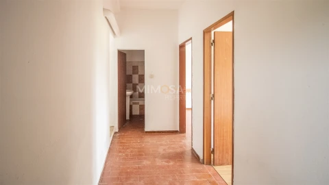 Quinta T6 para Venda em Lagos (São Sebastião e Santa Maria)