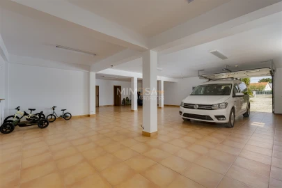 Moradia T4 para Venda em Aljezur