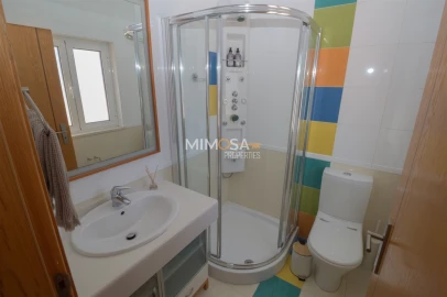 Moradia T4 para Venda em Aljezur