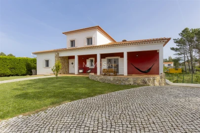 Moradia T4 para Venda em Aljezur