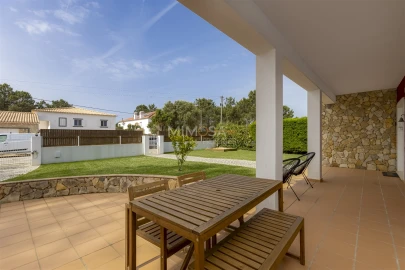 Moradia T4 para Venda em Aljezur