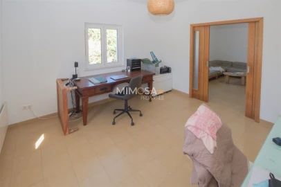 Moradia T4 para Venda em Aljezur