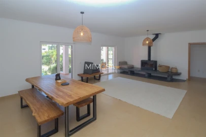 Moradia T4 para Venda em Aljezur