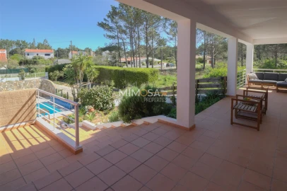 Moradia T4 para Venda em Aljezur