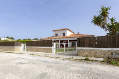 Moradia T4 para Venda em Aljezur
