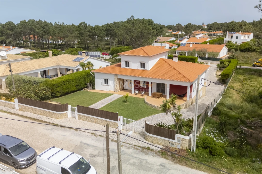Moradia T4 para Venda em Aljezur Foto 46