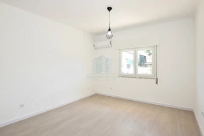 Moradia T3 para Venda em Torres Novas (Santa Maria, Salvador e Santiago)