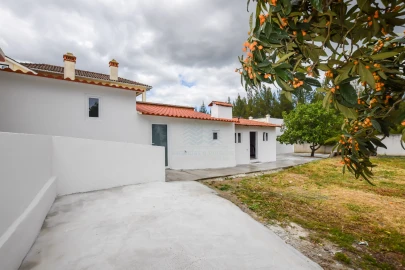 Moradia T3 para Venda em Torres Novas (Santa Maria, Salvador e Santiago)