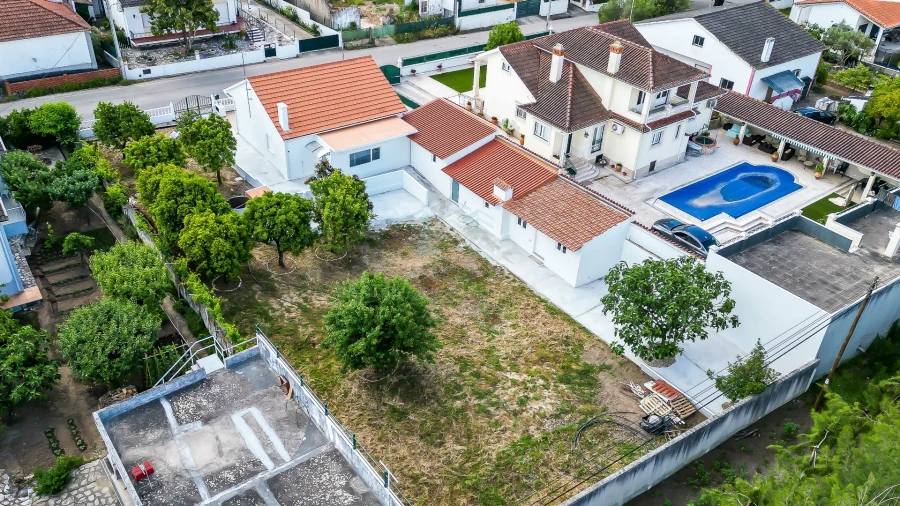 Moradia T3 para Venda em Torres Novas (Santa Maria, Salvador e Santiago) Foto 46