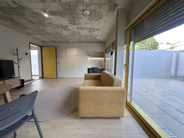 Prédio para Arrendamento em Aldoar, Foz do Douro e Nevogilde