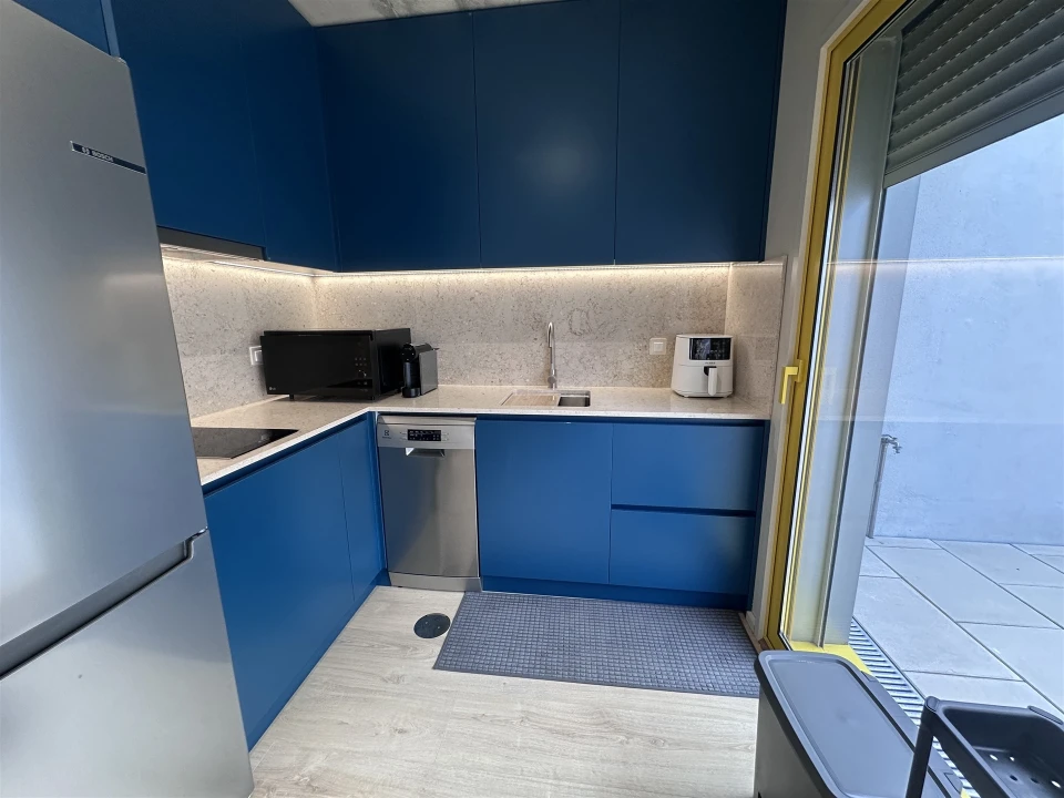 Prédio para Arrendamento em Aldoar, Foz do Douro e Nevogilde Foto 8