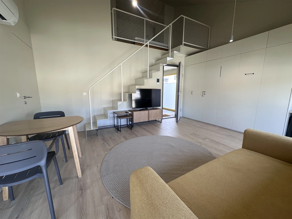 Prédio para Arrendamento em Aldoar, Foz do Douro e Nevogilde Foto 24