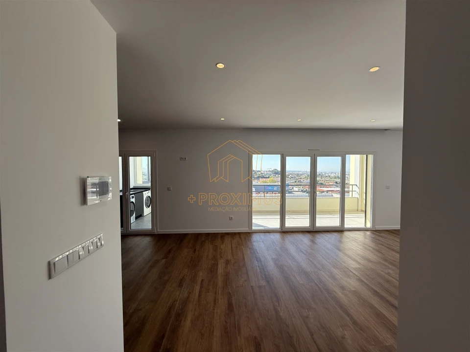 Apartamento T3 para Venda em Tavarede Foto 5