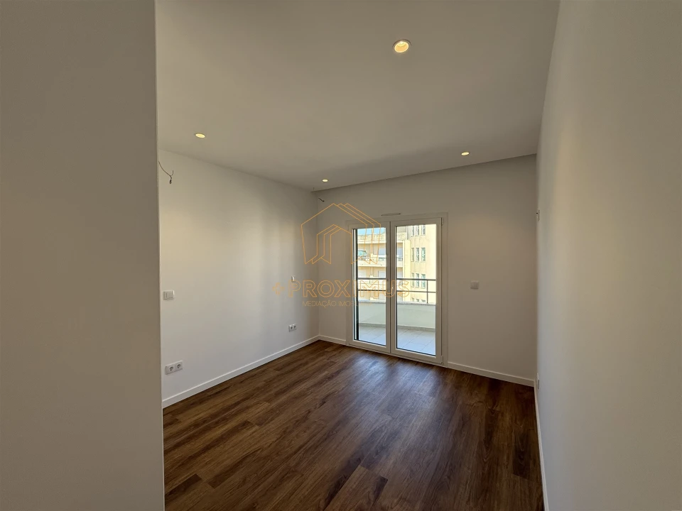 Apartamento T3 para Venda em Tavarede Foto 29