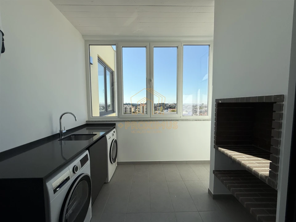 Apartamento T3 para Venda em Tavarede Foto 13