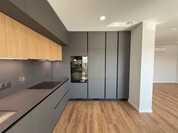 Apartamento T3 para Venda em Tavarede