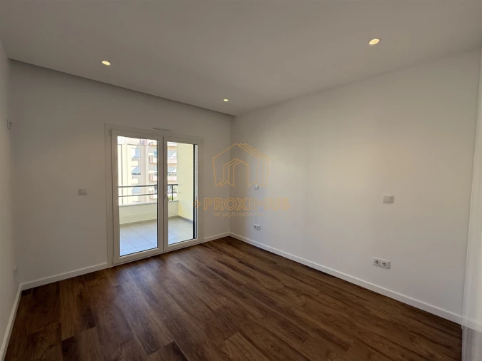 Apartamento T3 para Venda em Tavarede Foto 23