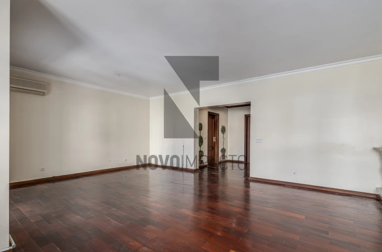 Apartamento T4 para Venda em Montijo e Afonsoeiro Foto 14