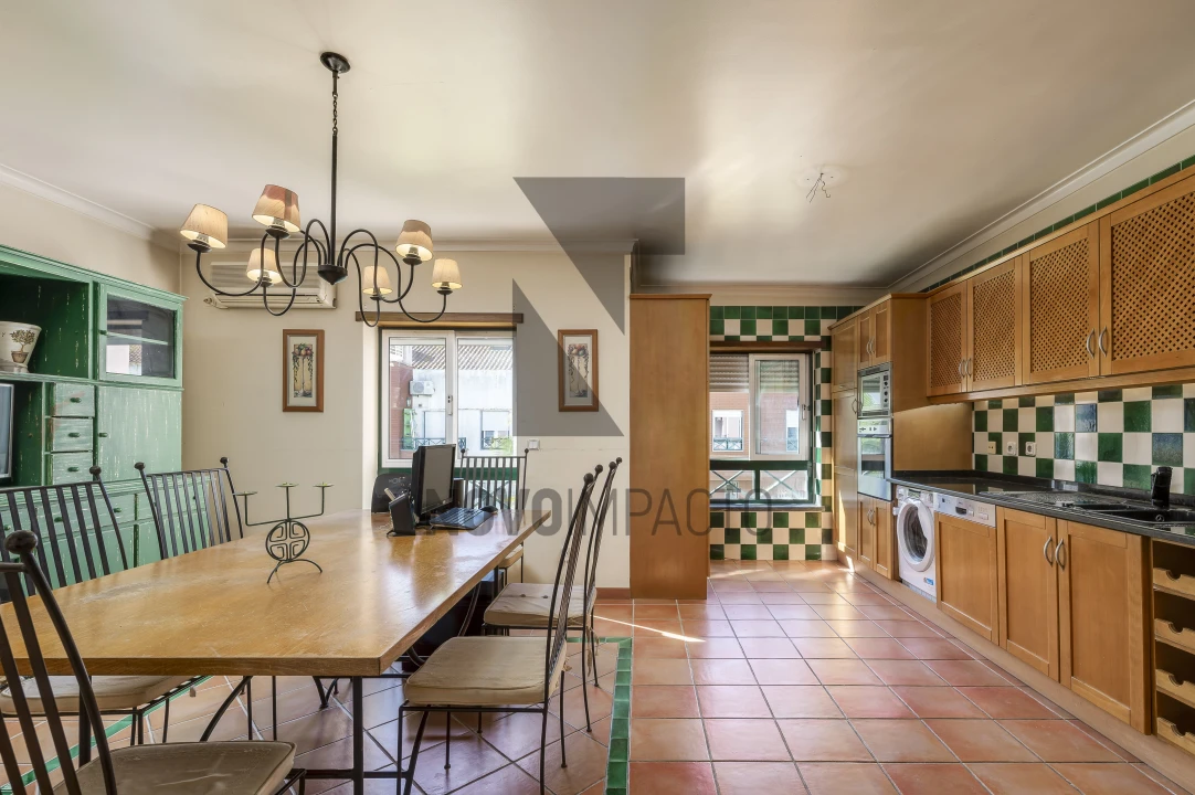 Apartamento T4 para Venda em Montijo e Afonsoeiro Foto 1